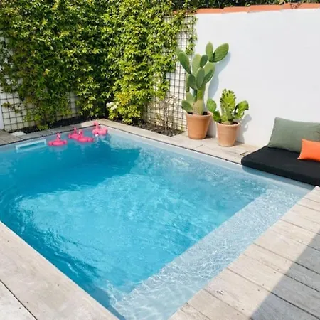 Maison 4 Cote Des Basques Avec Piscine Villa *